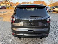 Gebraucht Ford Kuga ST-Line 175 PS (128 kW) 2019 Grau SUV