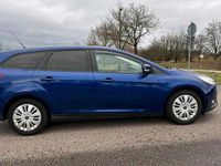 Gebraucht Ford Focus 125 PS (91 kW) 2015 Blau Kombi