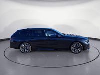 Neu BMW 520 197 PS (144 kW) 2026 Schwarz Kombi
