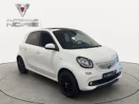 Używany Smart ForFour Passion 90 KM (66 kW) 2019 Biały Hatchback