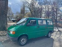 Gebraucht VW T4 110 PS (80 kW) 1995 Grün Van