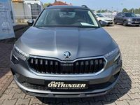 Neu Skoda Kamiq Essence 95 PS (69 kW) 2025 Grau SUV