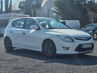 Gebraucht Hyundai i30 Classic 90 PS (66 kW) 2012 Weiß Limousine