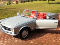 Gebraucht Mercedes 230 150 PS (110 kW) 1965 Silber Cabrio