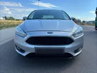 Gebraucht Ford Focus Trend 120 PS (88 kW) 2016 Grau Limousine