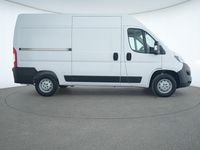Gebraucht Peugeot Boxer 140 PS (102 kW) 2022 Weiss Van