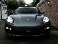 Gebraucht Porsche Panamera 324 PS (238 kW) 2017 Andere Limousine