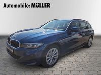 Gebraucht BMW 318 156 PS (114 kW) 2022 Blau Kombi