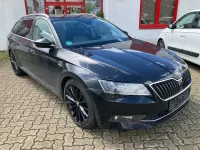 Gebraucht Skoda Superb LAURIN & KLEMENT 220 PS (161 kW) 2017 Schwarzmagic perleffekt Kombi