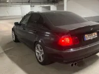 Gebraucht BMW 323 170 PS (125 kW) 1998 Schwarz Limousine