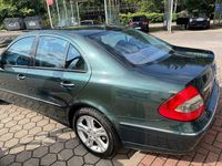 Gebraucht Mercedes E320 Avantgarde 224 PS (164 kW) 2006 Grün Limousine