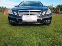 Gebraucht Mercedes E250 204 PS (150 kW) 2010 Schwarz Limousine