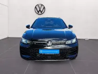Gebraucht VW Passat R-line 193 PS (141 kW) 2025 Grenadillschwarz metallic Kombi