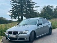 Gebraucht BMW 320 170 PS (125 kW) 2009 Grau Limousine