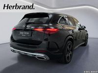 Gebraucht Mercedes GLC300e AMG 333 PS (244 kW) 2024 Metalliclack obsidianschwarz SUV