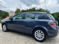 Gebraucht Opel Astra Innovation 116 PS (85 kW) 2009 Blau Limousine