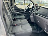 Gebraucht Ford Transit Custom 131 PS (96 kW) 2018 Silber Van / Kleinbus