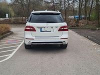 Gebraucht Mercedes ML350 306 PS (225 kW) 2012 Weiß SUV