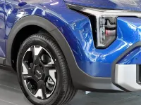 Neu Kia Stonic Vision 101 PS (74 kW) 2026 (du3) yacht blue m SUV