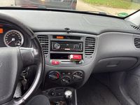 Gebraucht Kia Rio 90 PS (66 kW) 2005 Rot Kleinwagen