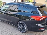 Używany Ford Focus ST-Line 120 KM (88 kW) 2018 Czarny Kombi
