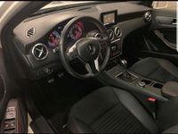 Gebraucht Mercedes A180 Sport 122 PS (89 kW) 2014 Weiß Limousine