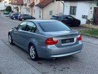 Gebraucht BMW 320 150 PS (110 kW) 2006 Grau Limousine