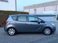 Używany Opel Meriva Edition 101 KM (74 kW) 2016 Szary Minivan