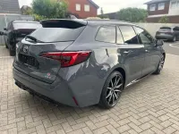 Neu Toyota Corolla Sport 179 PS (131 kW) 2026 Ash grey metallic / black Kombi