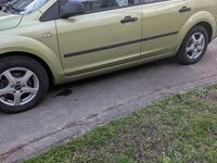 Gebraucht Ford Focus 90 PS (66 kW) 2006 Gelb Kombi