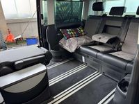 Gebraucht VW Multivan Highline 204 PS (150 kW) 2021 Schwarz Van