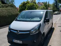 Gebraucht Opel Vivaro 145 PS (106 kW) 2018 Weiß Van / Kleinbus
