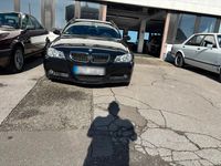 Gebraucht BMW 318 143 PS (105 kW) 2008 Schwarz Kombi