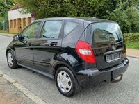 Gebraucht Mercedes A180 109 PS (80 kW) 2010 Schwarz Kleinwagen