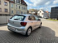 Gebraucht VW Polo Comfortline 75 PS (55 kW) 2018 Silber Kleinwagen