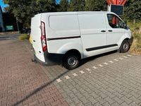 Second-hand Ford Transit Custom 101 CP (74 kW) 2015 Alb Monovolum