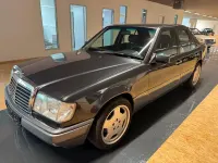 Gebraucht Mercedes E400 Sportline 279 PS (205 kW) 1992 Schwarz Limousine