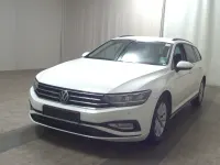 Gebraucht VW Passat 150 PS (110 kW) 2021 Weiss Kombi