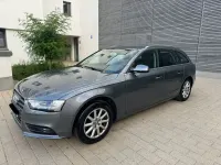 Gebraucht Audi A4 Sport 177 PS (130 kW) 2013 Grau Limousine