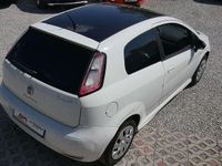 Gebraucht Fiat Punto Pop 69 PS (50 kW) 2013 Weiß Kleinwagen