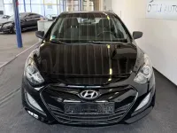 Usado Hyundai i30 Edition 99 CV (72 kW) 2013 Negro Berlina