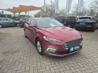 Gebraucht Ford Mondeo Titanium 150 PS (110 kW) 2019 Rot Limousine