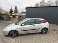 Second-hand Ford Focus 75 CP (55 kW) 2004 Gri Hatchback