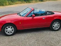 Gebraucht Mazda MX5 116 PS (85 kW) 1991 Rot Cabrio