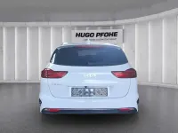 Gebraucht Kia Ceed Spirit 140 PS (102 kW) 2024 Weiß Kleinwagen