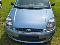 Gebraucht Ford Fiesta 68 PS (50 kW) 2008 Blau Kleinwagen