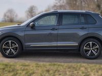 Gebraucht VW Tiguan Active 150 PS (110 kW) 2022 Grau SUV