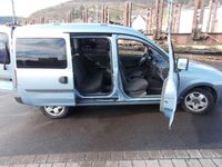 Gebraucht Opel Combo 75 PS (55 kW) 2004 Blau Van / Kleinbus