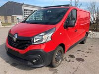 Gebraucht Renault Trafic 140 PS (102 kW) 2015 Rot Van / Kleinbus