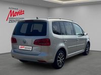 Gebraucht VW Touran Highline 140 PS (102 kW) 2013 Silber Van / Kleinbus